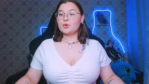 Snapshot of dreamforyoue2 chatting on 23, 9, 2025 dreamforyoue2 online show from 23, 9, 2025