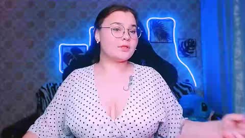 Snapshot of dreamforyoue2 chatting on 22, 10, 2025 dreamforyoue2 online show from 22, 10, 2025