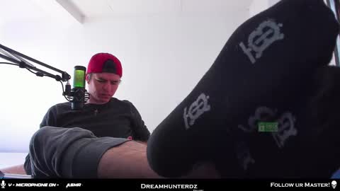 Your lord. - ONLINE  1500 Pm to 2100 Pm - New York Hour online show from 25, 9, 2025