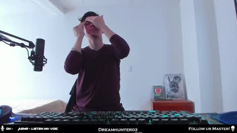 Your lord. - ONLINE  1500 Pm to 2100 Pm - New York Hour online show from 18, 2, 2026