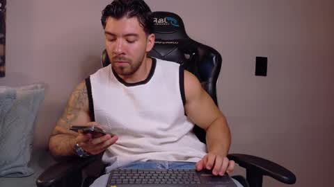 Snapshot of dreammr1 chatting on 3, 6, 2026 cris online show from 3, 6, 2026