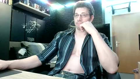 Snapshot of dreamwallker chatting on 25, 10, 2025 Ioannes Paulus the 2nd online show from 25, 10, 2025