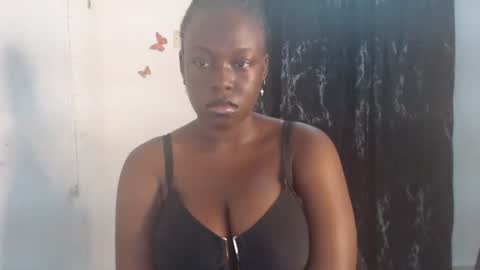 Snapshot of dreamy_wetpussy chatting on 7, 5, 2026 BEAUTY online show from 7, 5, 2026