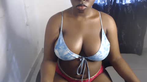 Snapshot of dreamy_wetpussy chatting on 24, 5, 2026 BEAUTY online show from 24, 5, 2026
