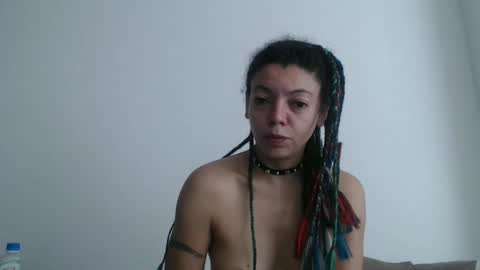 DreamyLatina online show from 11, 11, 2025