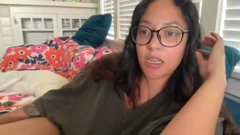 RIRI OR DREAMY online show from 10, 3, 2026