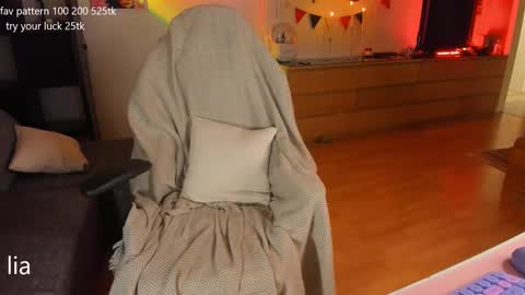 my name is Lia online show from 1, 3, 2025