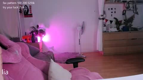 my name is Lia online show from 17, 6, 2026