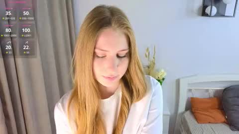 My name is  Luna  online show from 4, 3, 2026