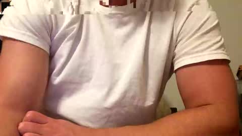 Snapshot of drewwwwwwmarsooooo chatting on 19, 11, 2025 drewwwwwwmarsooooo online show from 19, 11, 2025