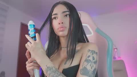 DRIANA online show from 5, 11, 2025