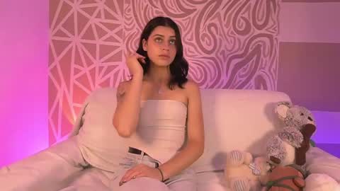 Daisy online show from 12, 3, 2026