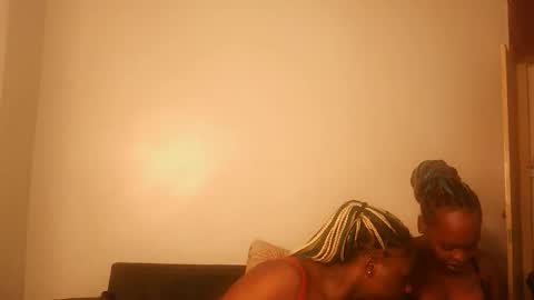 Snapshot of drip_doll_ chatting on 24, 5, 2026 Kimberly online show from 24, 5, 2026