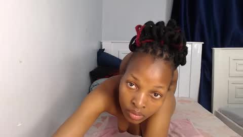 Snapshot of drippyreen chatting on 5, 11, 2025 drippyreen online show from 5, 11, 2025