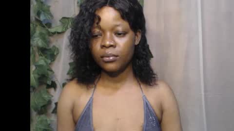 Snapshot of dripqueenx chatting on 9, 9, 2025 linda online show from 9, 9, 2025