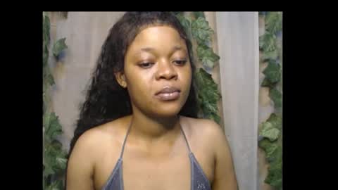 Snapshot of dripqueenx chatting on 13, 10, 2025 linda online show from 13, 10, 2025