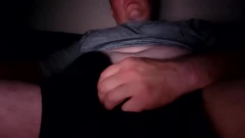 Snapshot of drtydawg208 chatting on 17, 12, 2025 drtydawg208 online show from 17, 12, 2025