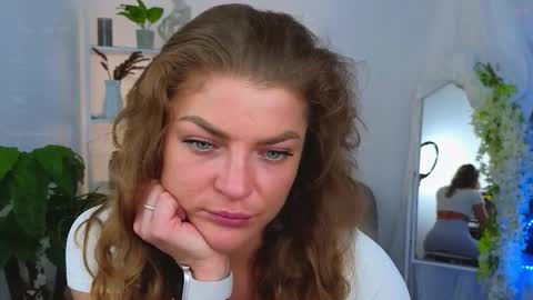 Snapshot of drunk_angel_ chatting on 8, 3, 2026 Donna online show from 8, 3, 2026