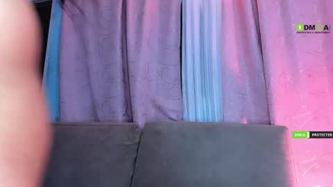 duamilktits online show from 28, 11, 2025