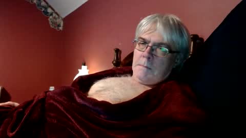 Snapshot of dug38 chatting on 28, 12, 2024 Doug online show from 28, 12, 2024