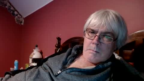 Snapshot of dug38 chatting on 31, 12, 2024 Doug online show from 31, 12, 2024