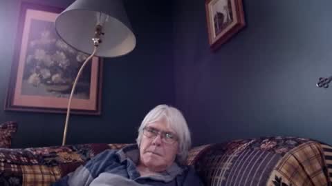 Snapshot of dug38 chatting on 17, 2, 2025 Doug online show from 17, 2, 2025