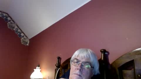 Snapshot of dug38 chatting on 10, 3, 2025 Doug online show from 10, 3, 2025