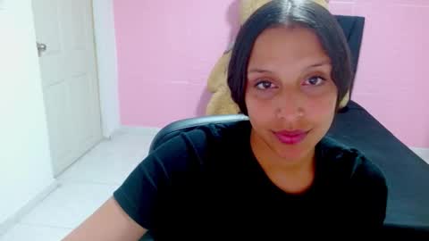 dulce1609 online show from 27, 1, 2025