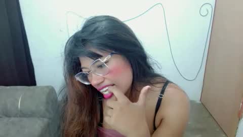 dulce2415 online show from 23, 4, 2026