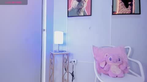 dulce__fiore07 online show from 24, 2, 2026