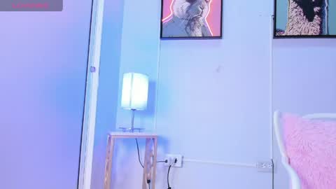 dulce__fiore07 online show from 20, 4, 2026