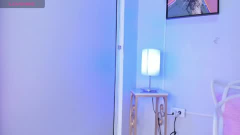 dulce__fiore07 online show from 24, 4, 2026