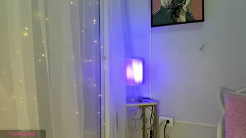 dulce__fiore07 online show from 22, 7, 2026