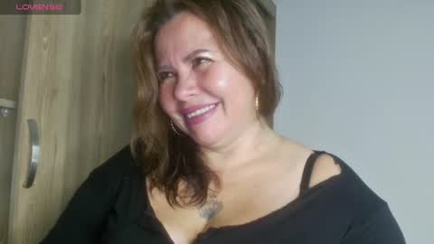 Im Dulce online show from 11, 6, 2026