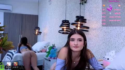 dulce_isabel_ online show from 12, 5, 2026