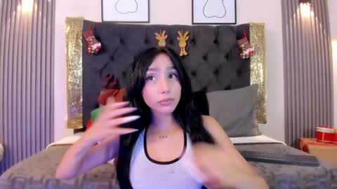 Dluce May online show from 13, 11, 2025