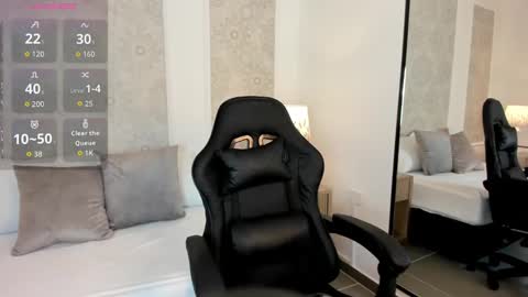 N A T Y online show from 18, 9, 2025