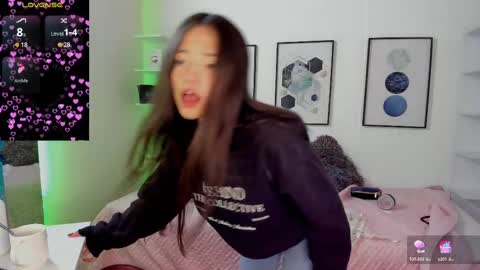 Dulce  online show from 24, 2, 2025