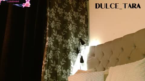 Snapshot of dulce_tara chatting on 25, 11, 2025 online show from 25, 11, 2025