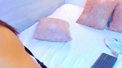 Dulcee Garcia online show from 3, 10, 2025