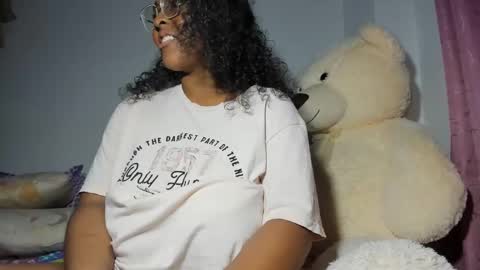 MIA  SHAIK online show from 20, 12, 2024