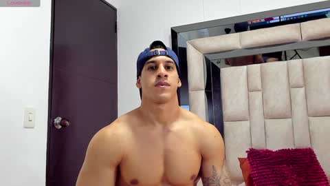 duran_dhikol1 online show from 8, 12, 2024