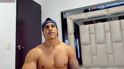 duran_dhikol1 online show from 12, 2, 2025