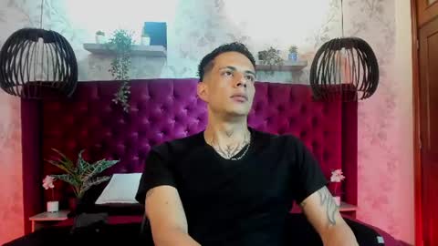 Dustin Sonne online show from 5, 7, 2026