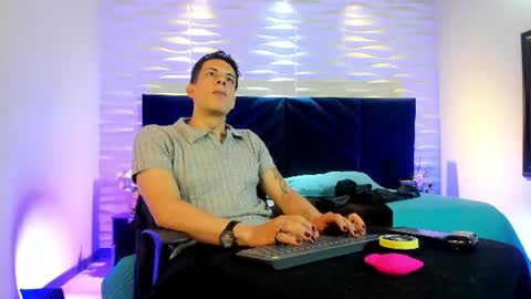 Dustin Sonne online show from 22, 7, 2026