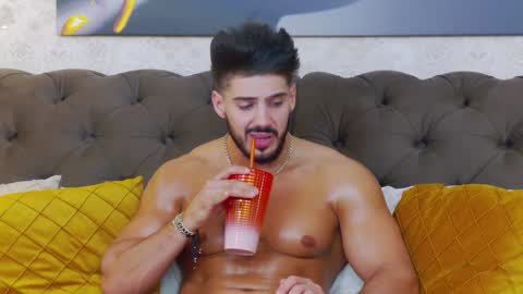 Dustin online show from 17, 1, 2025