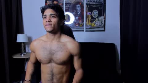 Snapshot of dustyn__michelle chatting on 2, 3, 2026 DUSTYN MICHELLE online show from 2, 3, 2026