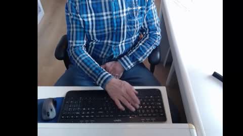 Snapshot of dutchpornking2 chatting on 19, 2, 2025 dutchpornking2 online show from 19, 2, 2025