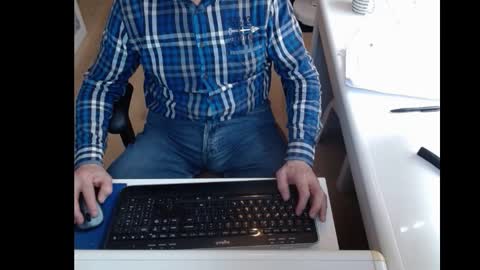 Snapshot of dutchpornking2 chatting on 21, 2, 2025 dutchpornking2 online show from 21, 2, 2025