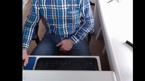 Snapshot of dutchpornking2 chatting on 24, 2, 2025 dutchpornking2 online show from 24, 2, 2025